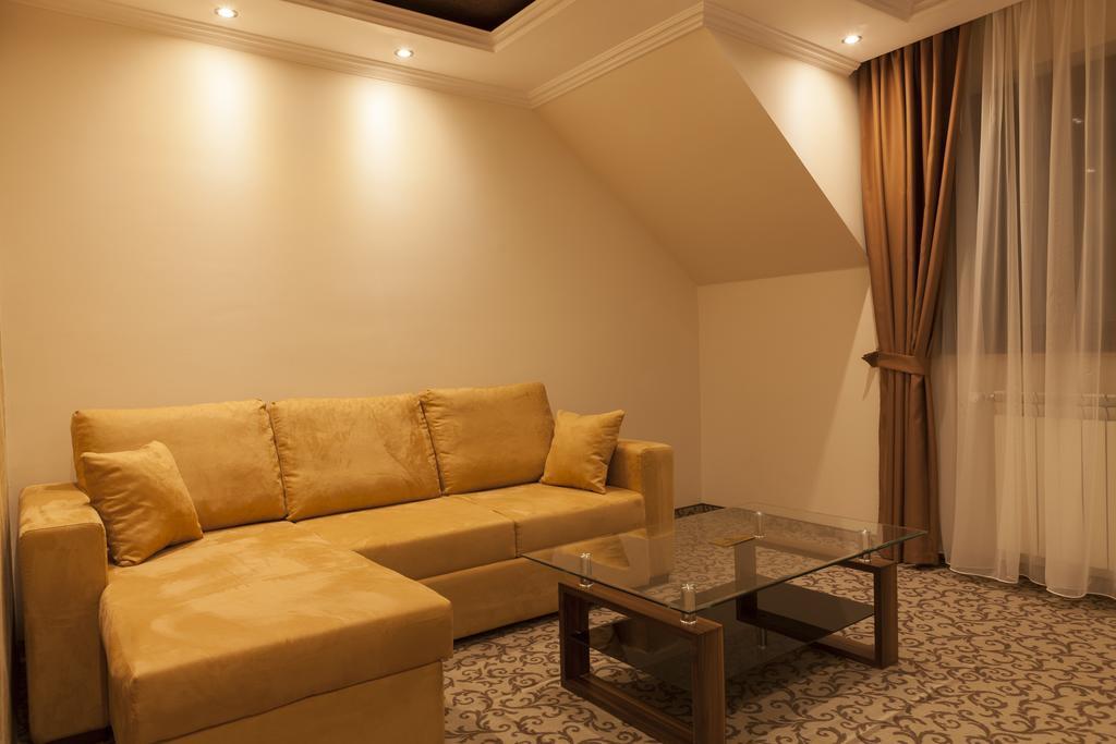 Allegria Hotel Alba Iulia Chambre photo